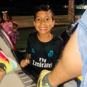 Meet your Posher, Jhonatan